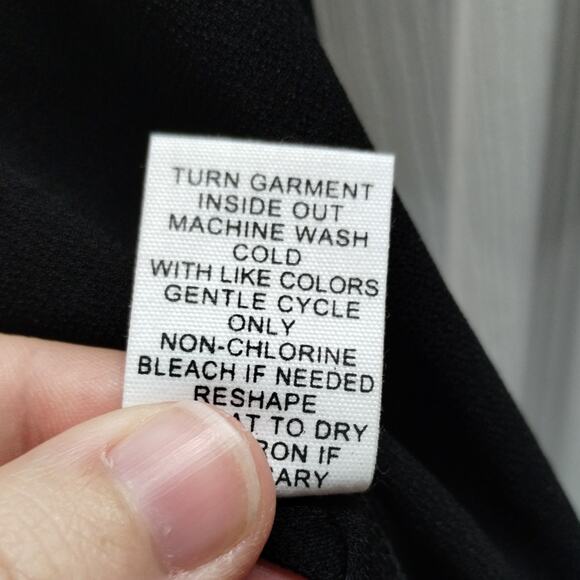 89th & Madison NWT Women's Plus Size 2X Black Grommet Neck Slit Sleeve Blouse - Picture 7 of 9